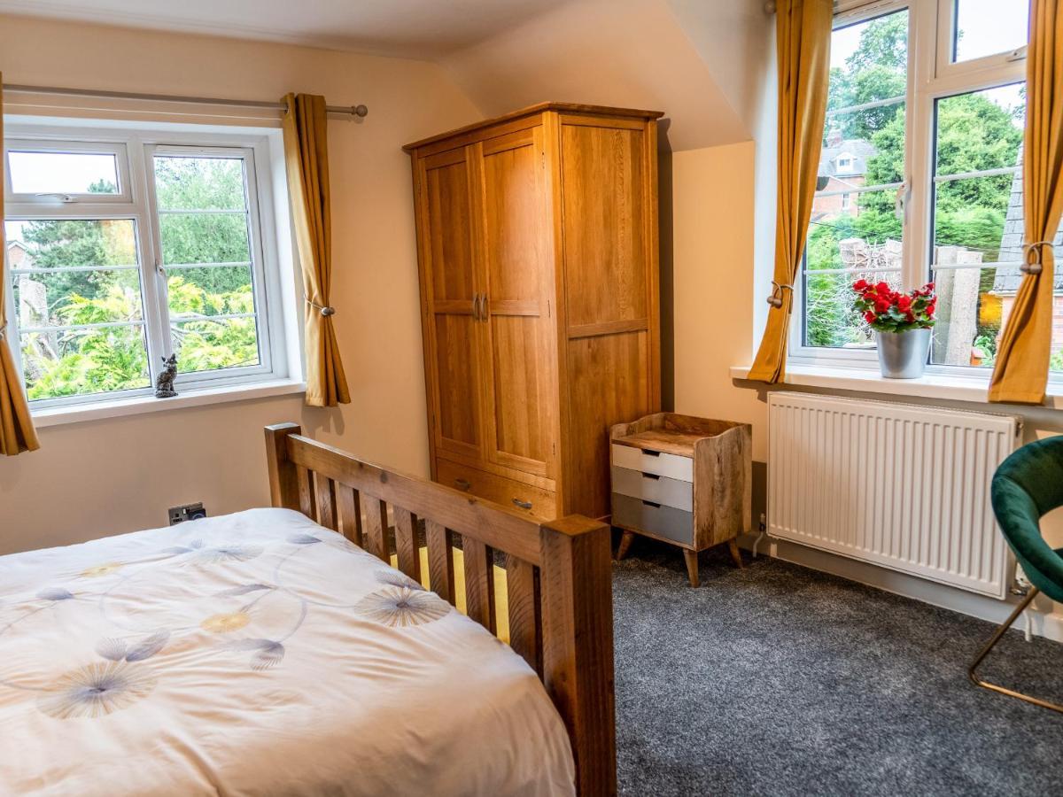 Eleri Cottage เกรทมัลเวิร์น ภายนอก รูปภาพ